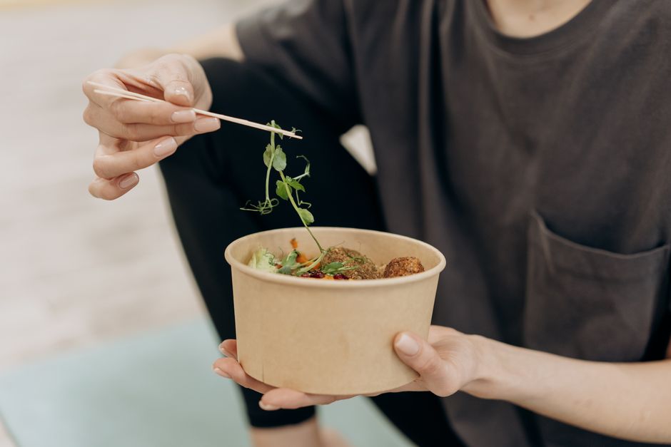 Mindful Eating Without Restriction: How to Build a Calmer, More Intuitive Relationship with Food
