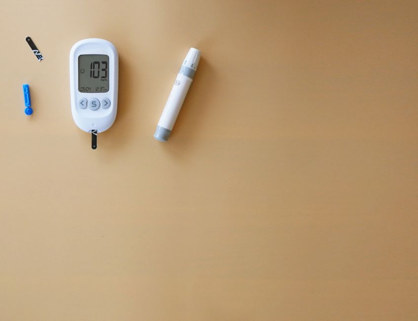 Afternoon Energy Crashes and Food Pairing: Which Meal Combinations Stabilize Blood Sugar Best