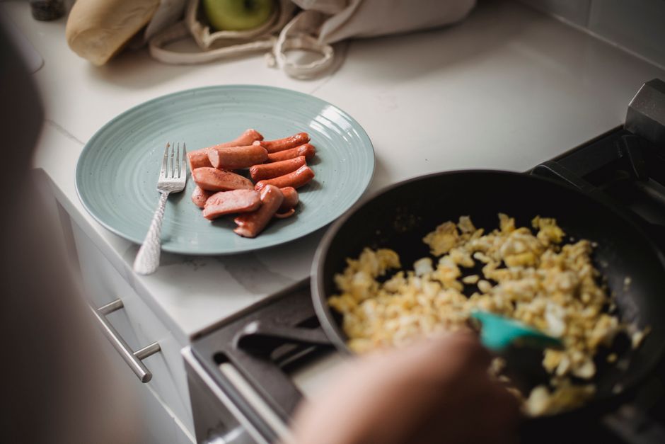 The Breakfast Protein Mistake: Why You Might Still Feel Hungry (And How to Fix It)
