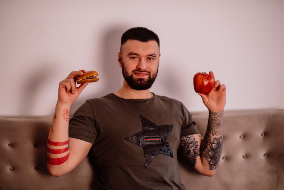 Intermittent Fasting vs. Regular Meal Timing: Which Eating Pattern Actually Supports Your Weight Loss and Energy Goals