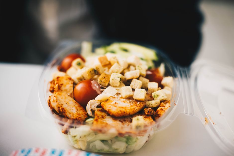 Protein at Lunch: Why Mid-Day Protein Shapes Your 3pm Energy Better Than Caffeine