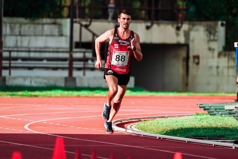 Fasted Morning Movement vs. Eating Before Exercise: Which Approach Supports Your Goals and Energy