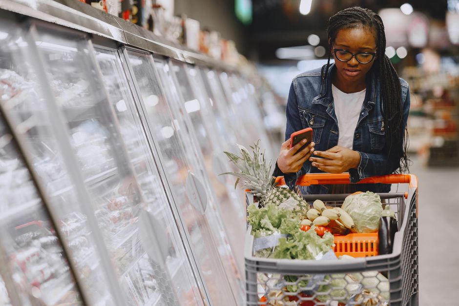 Grocery Shopping for Balanced Nutrition Without Waste: A Practical System for Busy Families