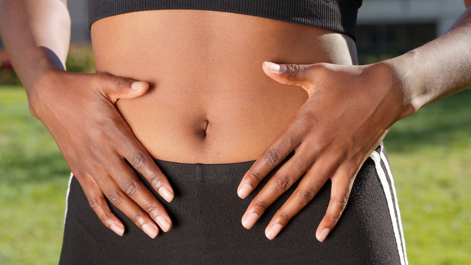 How to Reduce Afternoon Bloating Without Cutting Carbs or Fats: A Practical Guide to Eating Order and Pace